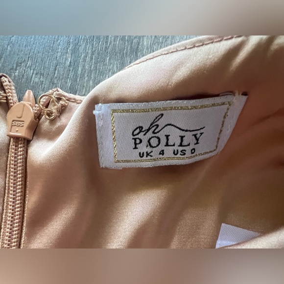 Oh Polly Chained Up Satin Cut Out Bodysuit in Rose Gold. Size 0 - Picture 14 of 16